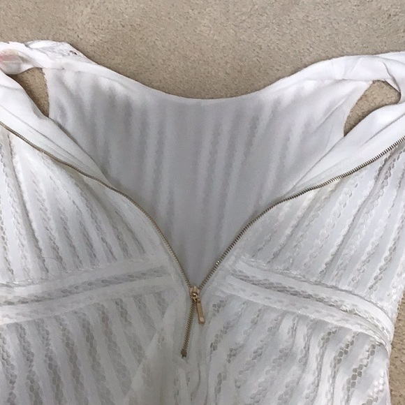 GIRLS WHITE LACE DRESS AND SANDALS FOREVER 21 - Picture 9 of 16